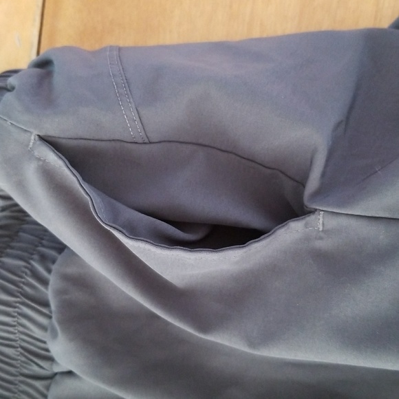 Tag Athletica Shorts - Picture 4 of 5